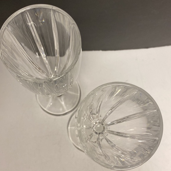 Marquis Waterford Omega Flute Set Of 2 Champagne Crystal Glasses - Picture 8 of 13